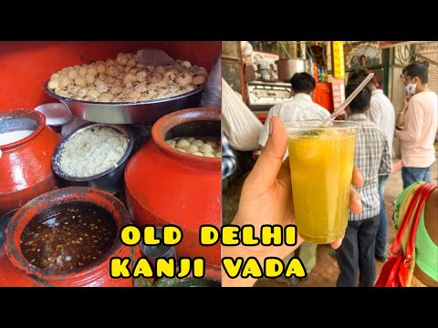 पुरानी दिल्ली की सबसे छोटी और Unique दूकान Shri Shyam Kanji Corner | Kanji Vada Street Food