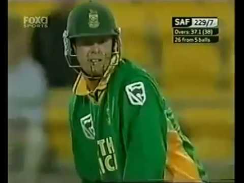shaun pollock smashed 26 runs required off 5 balls. See what happened!