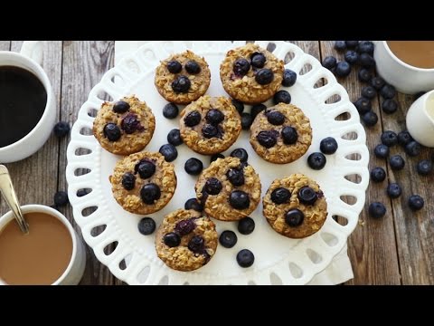 How to Make Breakfast Blueberry Oatmeal Cakes in Your Muffin Tin