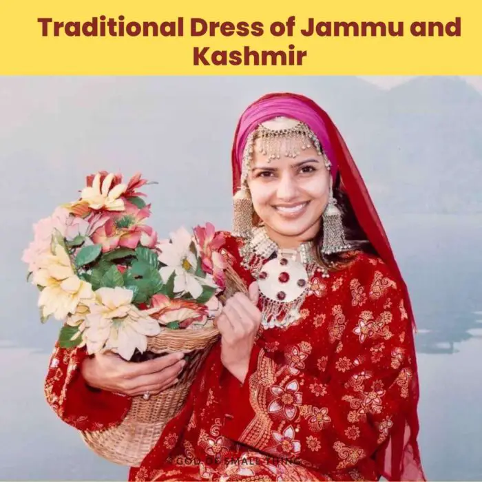 Traditional dress of indian states: Jammu and Kashmir